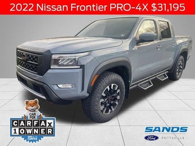 2022 Nissan Frontier 4X4 S 4DR Crew Cab 5 FT. SB