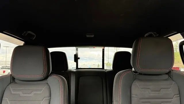 2023 Nissan Frontier S