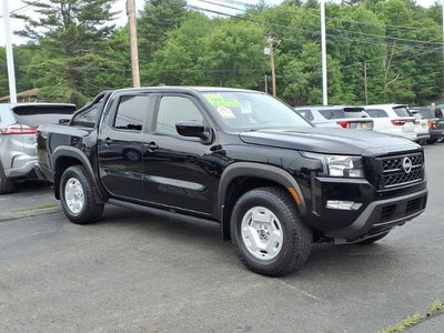 2024 Nissan Frontier 4X4 S 4DR Crew Cab 5 FT. SB