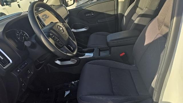 2025 Nissan Frontier S
