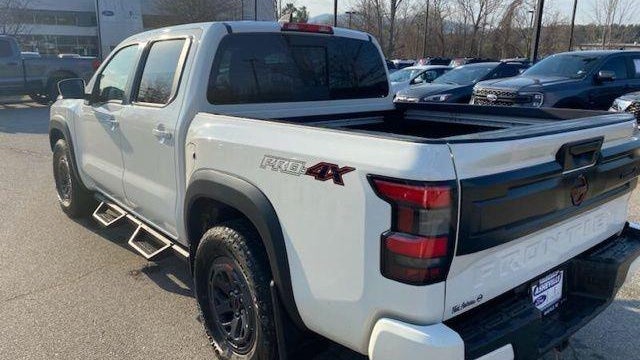 2025 Nissan Frontier S
