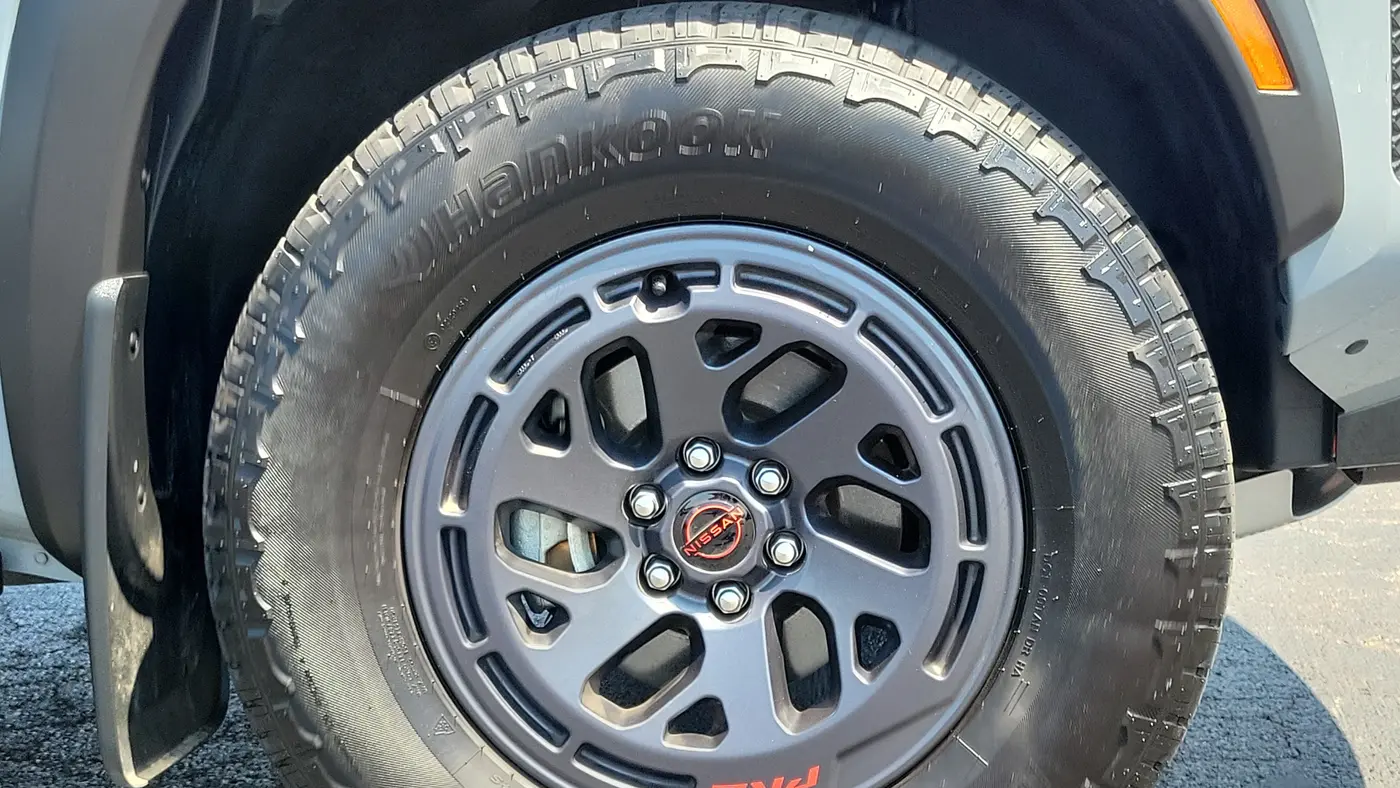 2025 Nissan Frontier S
