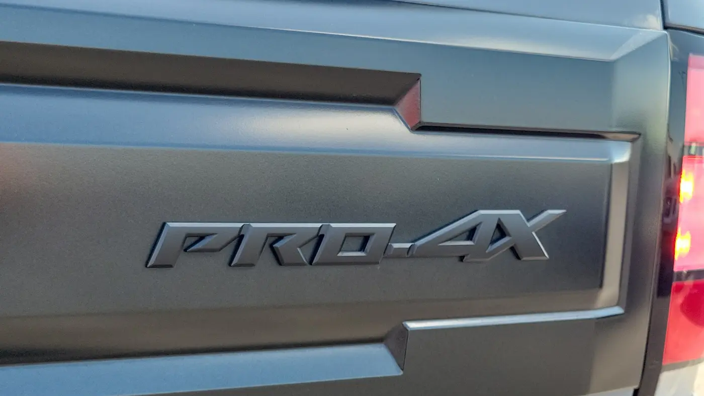 2025 Nissan Frontier S
