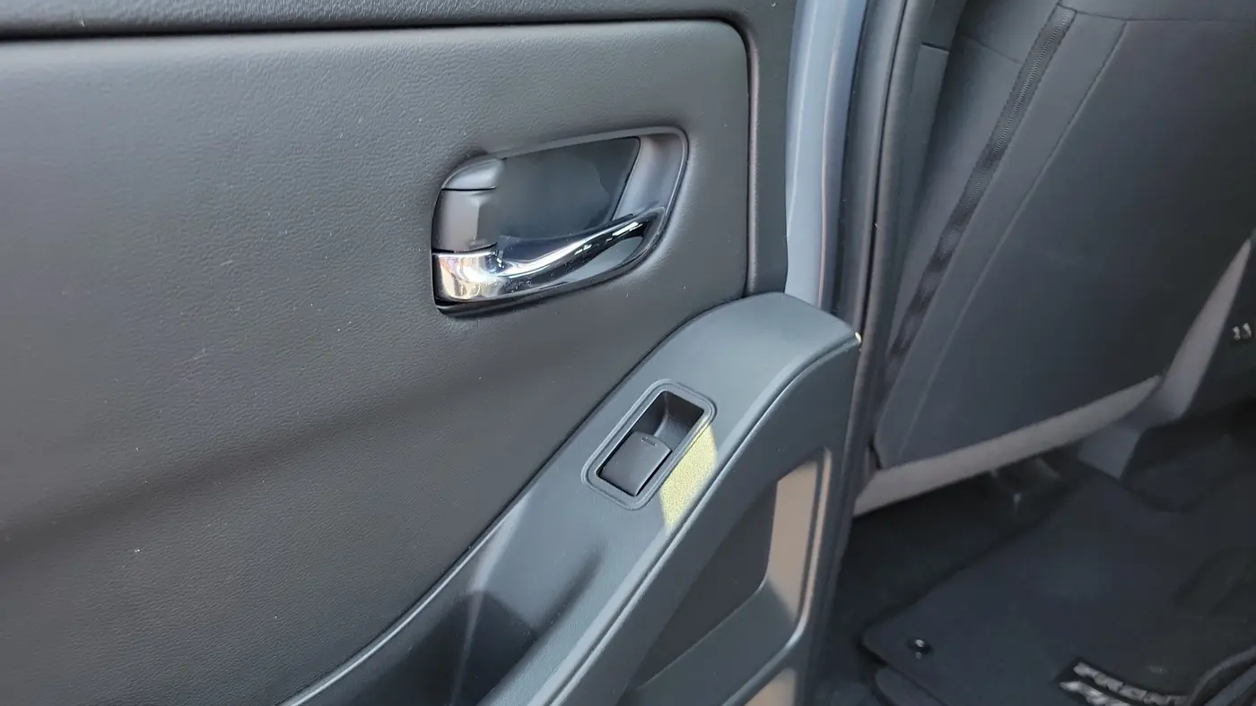 2025 Nissan Frontier S
