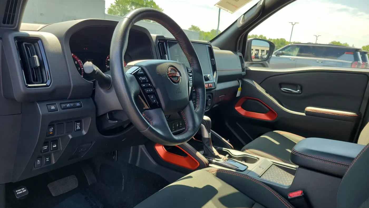 2025 Nissan Frontier S