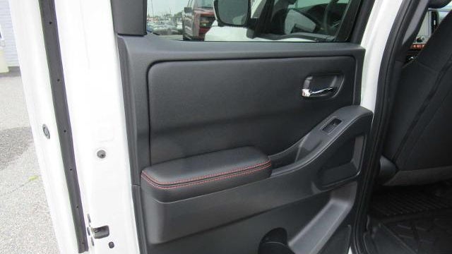 2025 Nissan Frontier S