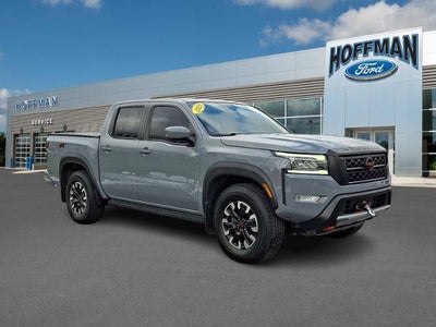 2023 Nissan Frontier 4X4 PRO-4X 4DR Crew Cab 5 FT. SB