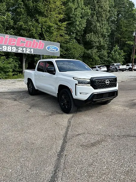 2023 Nissan Frontier
