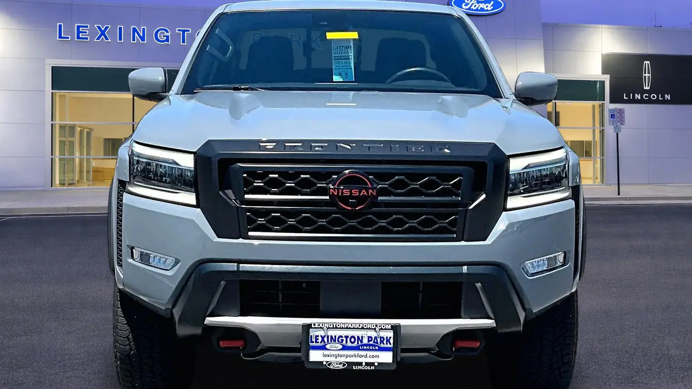2023 Nissan Frontier S