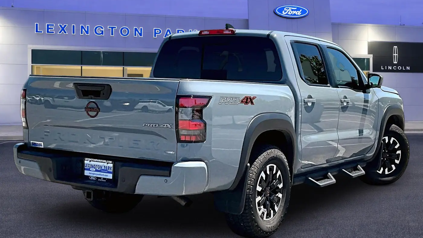 2023 Nissan Frontier S