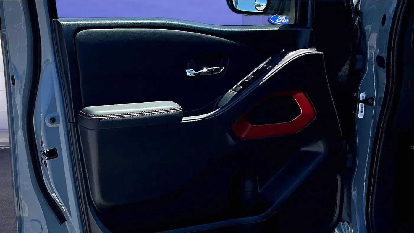 2023 Nissan Frontier S