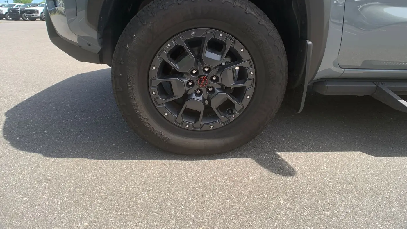 2023 Nissan Frontier S
