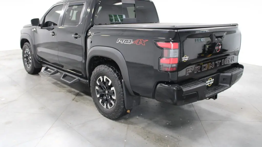 2023 Nissan Frontier S
