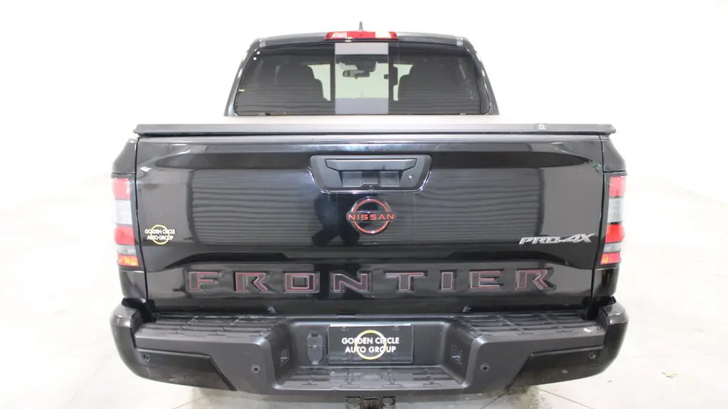 2023 Nissan Frontier S