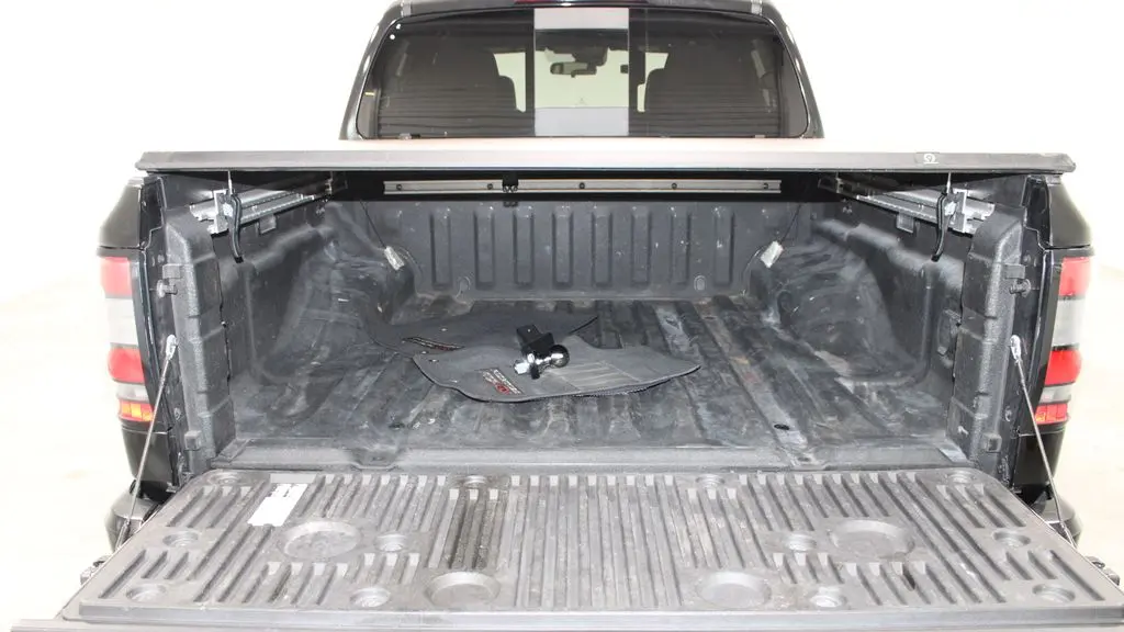 2023 Nissan Frontier S