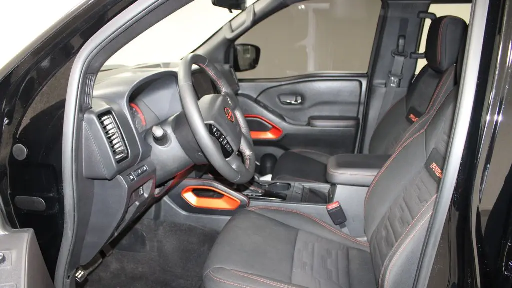 2023 Nissan Frontier S