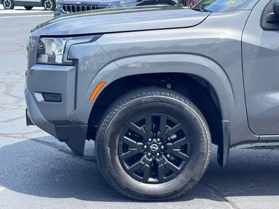 2023 Nissan Frontier 4X4 S 4DR Crew Cab 5 FT. SB