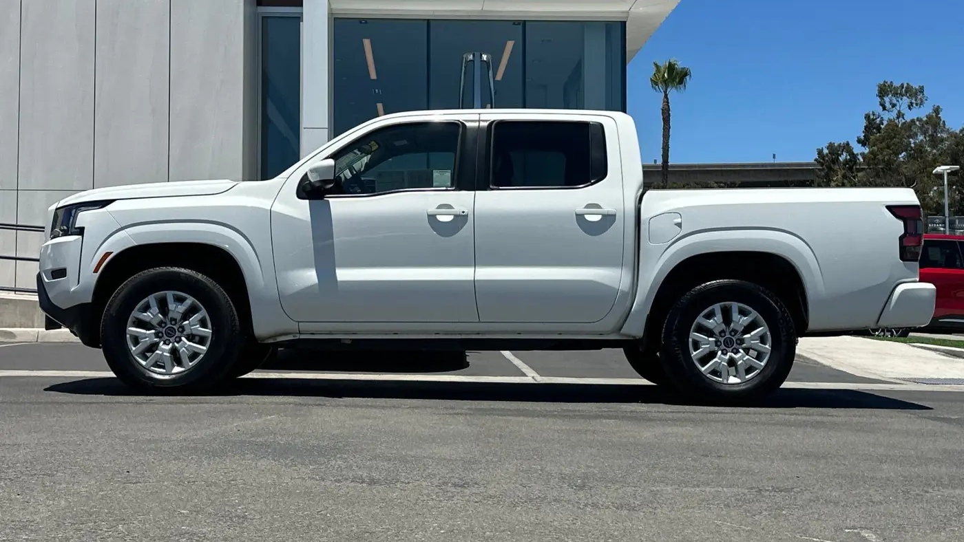 2023 Nissan Frontier S