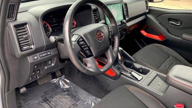 2024 Nissan Frontier S