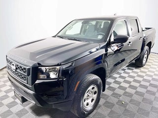 2024 Nissan Frontier with Super Black Exterior