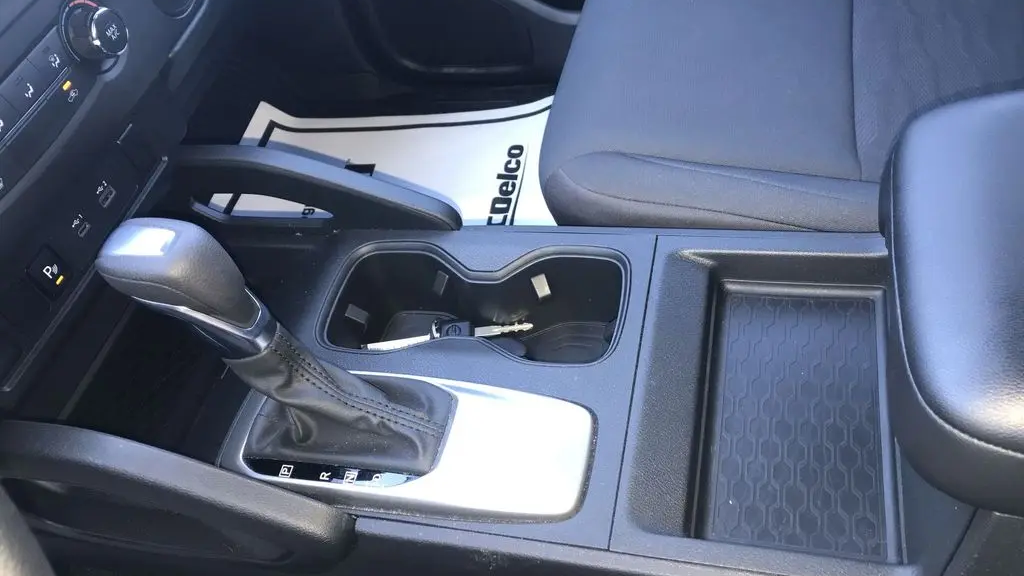 2025 Nissan Frontier S
