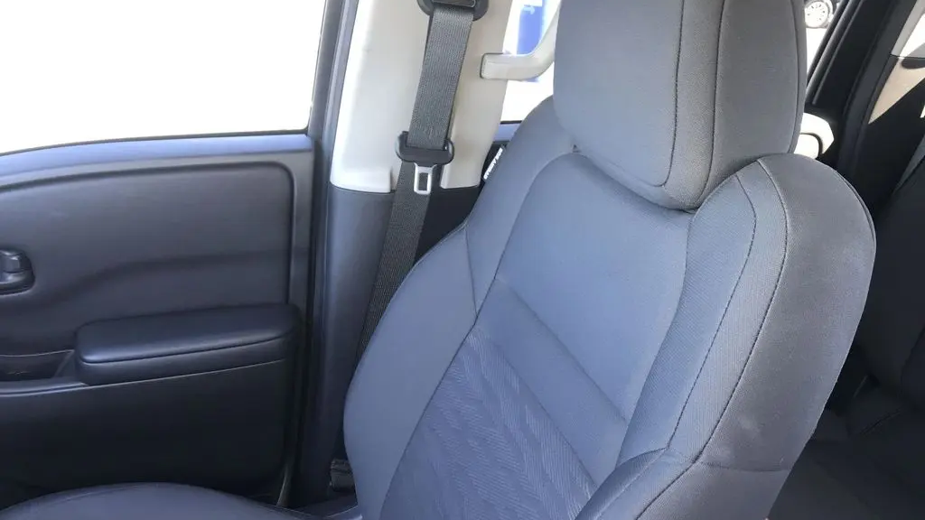 2025 Nissan Frontier S