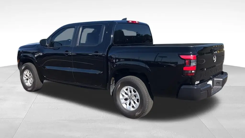 2025 Nissan Frontier S