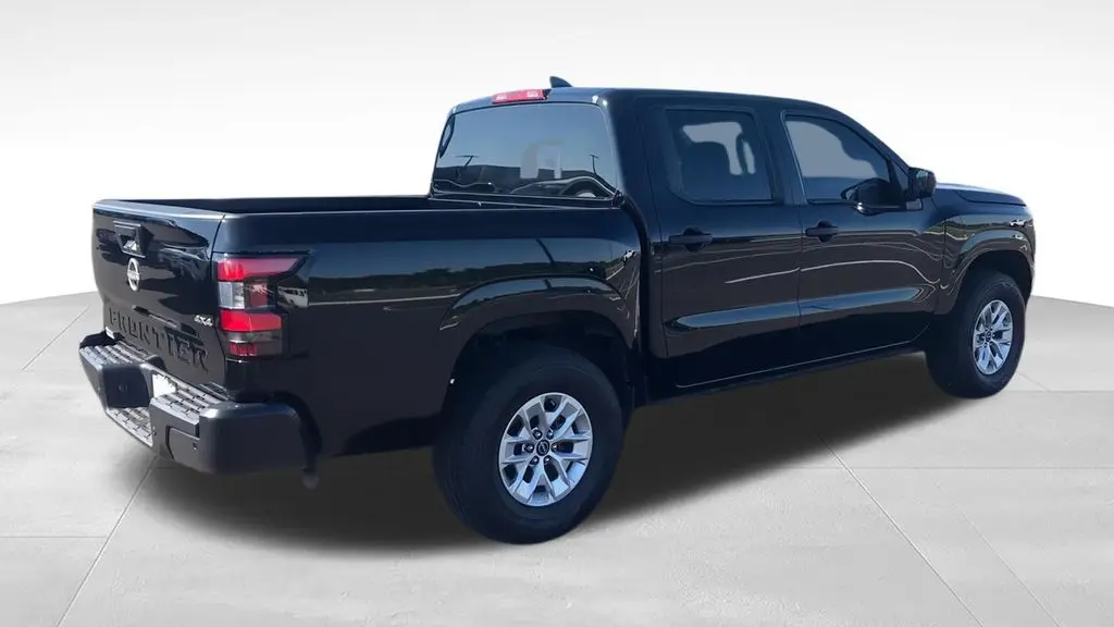 2025 Nissan Frontier S