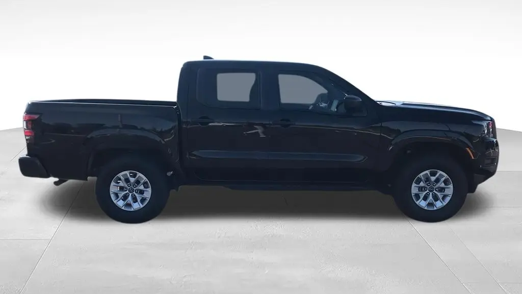 2025 Nissan Frontier S