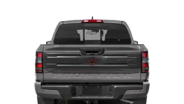 2025 Nissan Frontier S