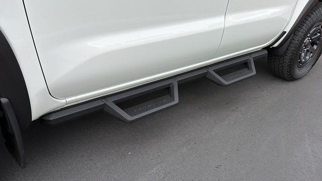 2025 Nissan Frontier S