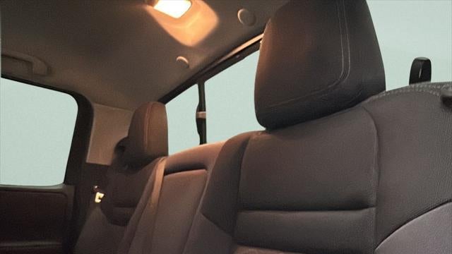 2025 Nissan Frontier S