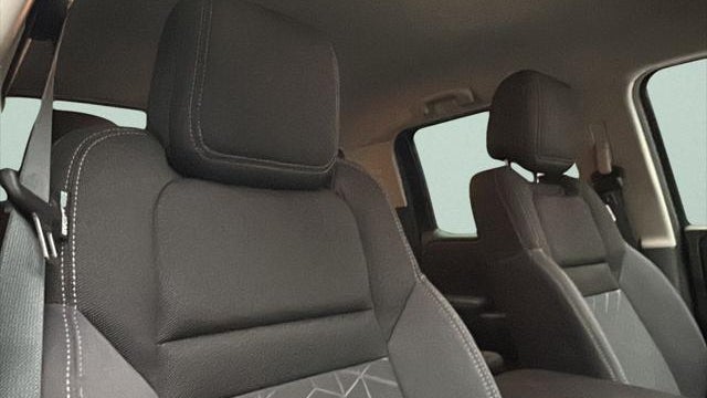 2025 Nissan Frontier S