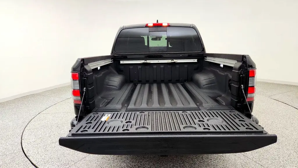 2026 Nissan Frontier - $32,995
