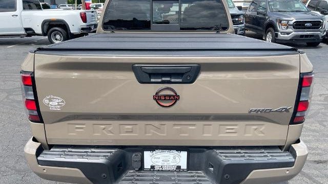 2022 Nissan Frontier S