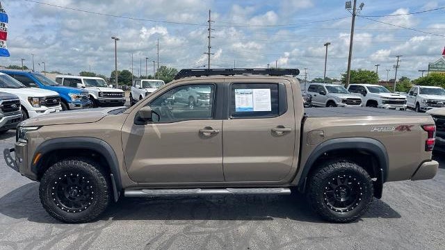2022 Nissan Frontier S
