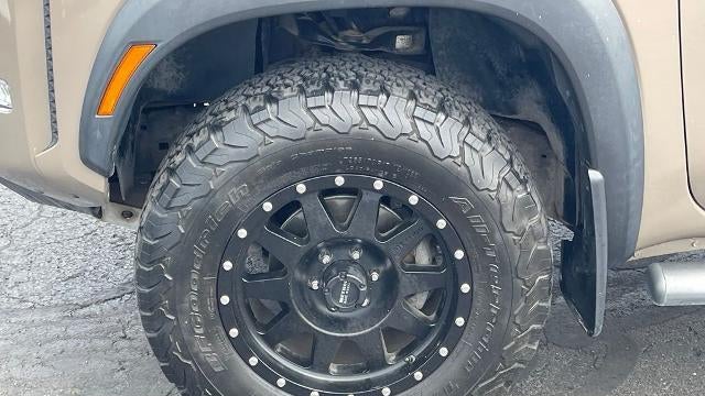 2022 Nissan Frontier S