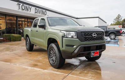 Photo of a 2022 Nissan Frontier 4X4 S 4DR Crew Cab 5 FT. SB for sale