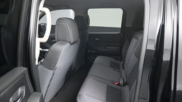 2025 Nissan Frontier S