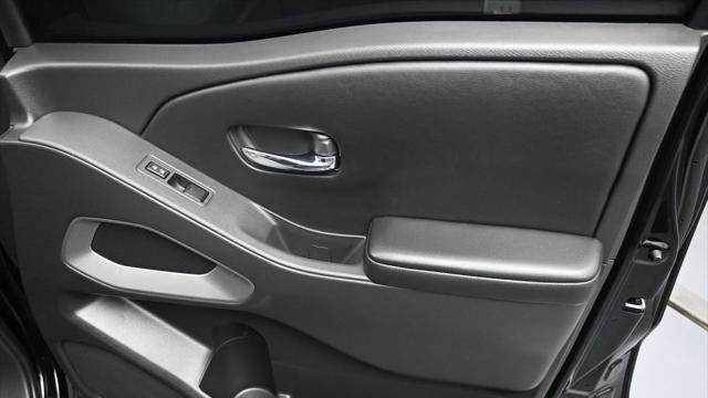 2025 Nissan Frontier S
