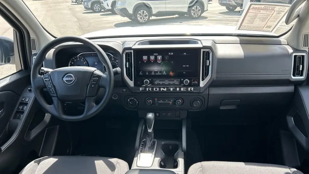 2025 Nissan Frontier S