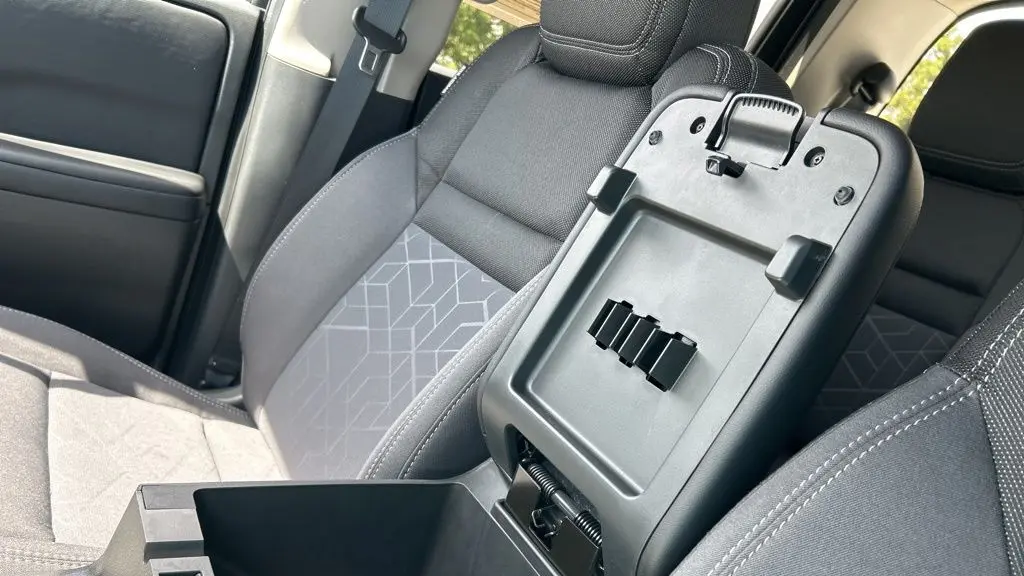 2025 Nissan Frontier S