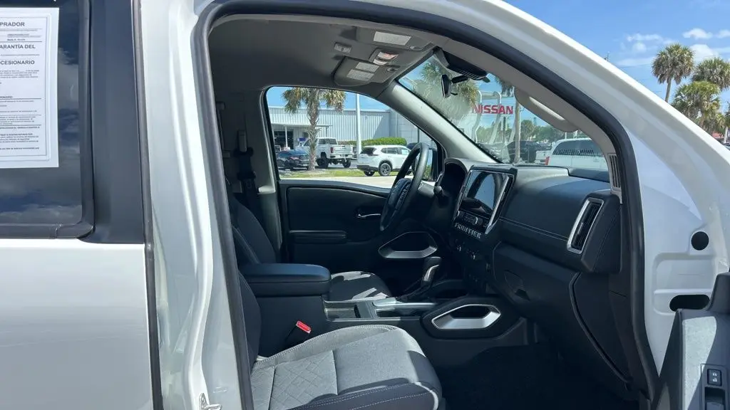 2025 Nissan Frontier S