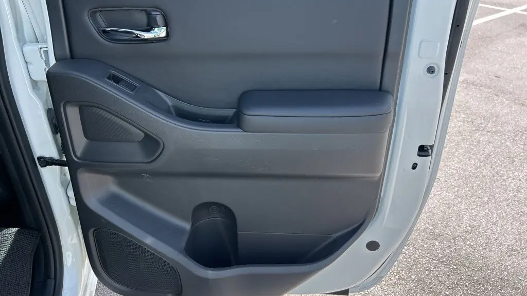 2025 Nissan Frontier S