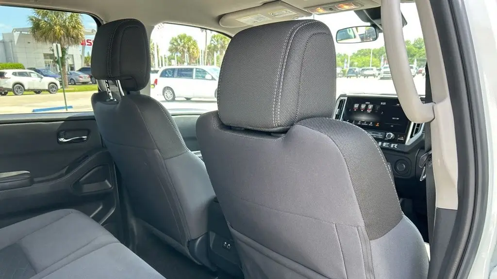 2025 Nissan Frontier S