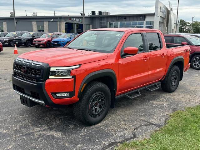 2025 Nissan Frontier PRO-4X — photo 1 of 12