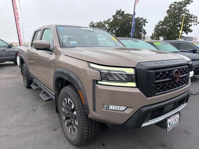 2022 Nissan Frontier 4X4 PRO-4X 4DR Crew Cab 5 FT. SB