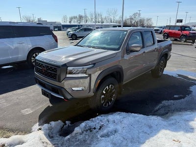 2022 Nissan Frontier 4X4 PRO-4X 4DR Crew Cab 5 FT. SB