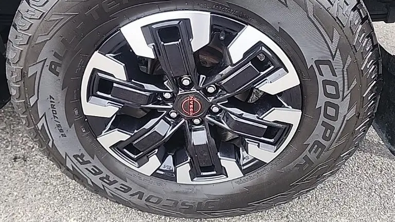 2023 Nissan Frontier S