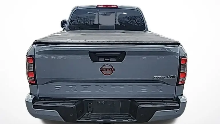2023 Nissan Frontier S